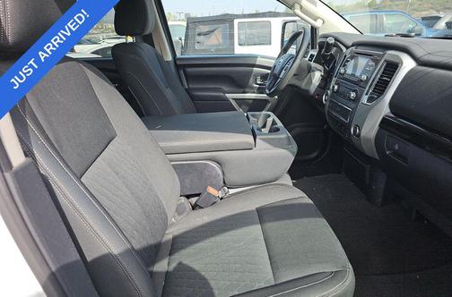 2016 Nissan Titan XD SV