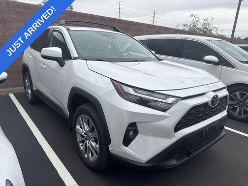 Wind Chill Pearl 2024 Toyota RAV4 XLE Premium