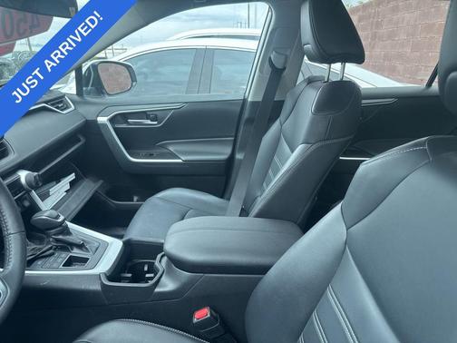 Wind Chill Pearl 2024 Toyota RAV4 XLE Premium