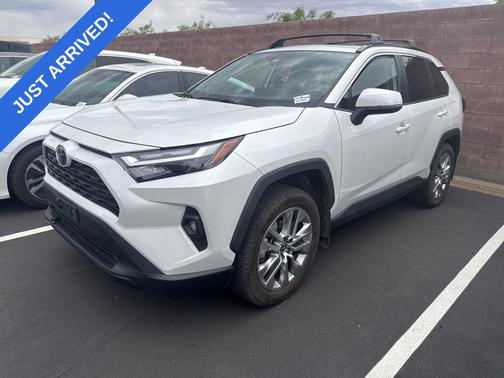 Wind Chill Pearl 2024 Toyota RAV4 XLE Premium