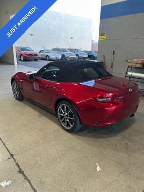 2022 Mazda MX-5 Miata Grand Touring