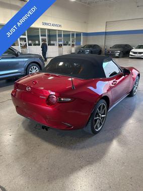 2022 Mazda MX-5 Miata Grand Touring