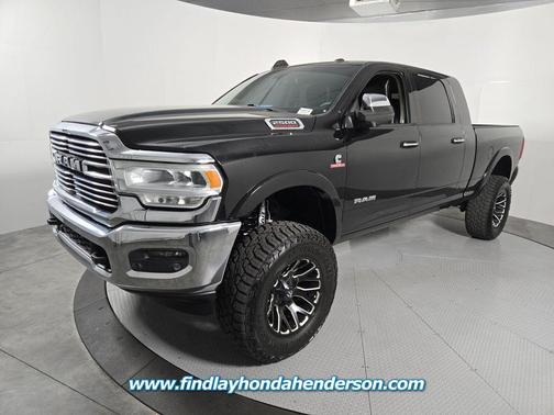 Diamond Black Crystal Pearlcoat 2019 RAM 2500 Laramie Mega Cab 4x4 6'4' Box