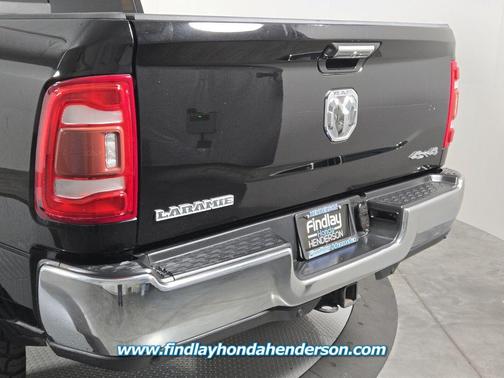 Diamond Black Crystal Pearlcoat 2019 RAM 2500 Laramie Mega Cab 4x4 6'4' Box