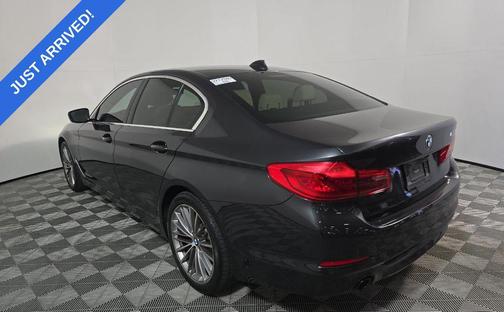 2020 BMW 530 530i