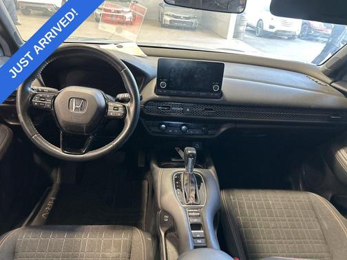 Nordic Forest Pearl 2024 Honda HR-V 2WD Sport