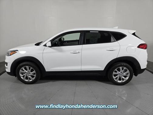 2021 Hyundai TUCSON SE