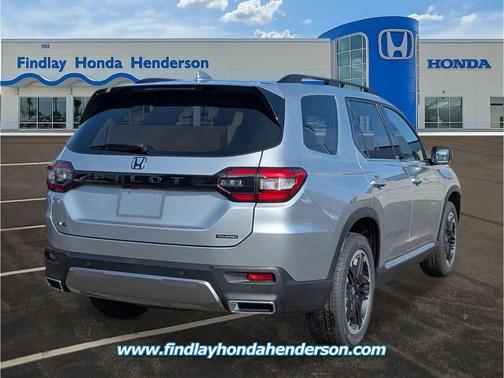 Solar Silver Metallic 2026 Honda Pilot Touring 8-Passenger