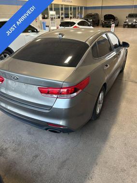 2016 Kia Optima LX