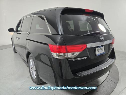Crystal Black Pearl 2016 Honda Odyssey SE