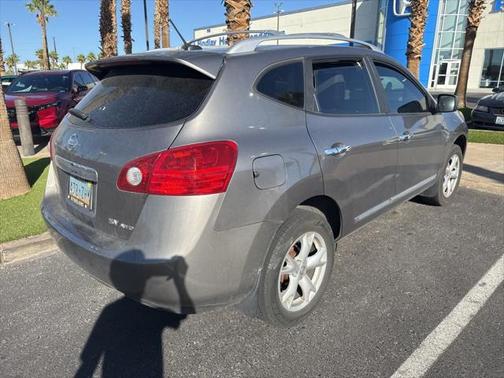 2011 Nissan Rogue SV