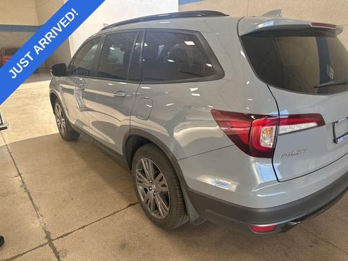 2022 Honda Pilot AWD Sport