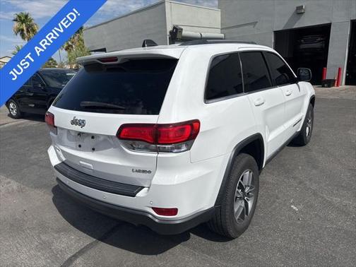 2020 Jeep Grand Cherokee Laredo