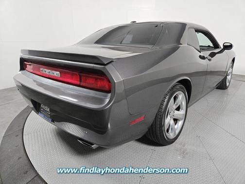 Granite Crystal Metallic Clearcoat 2014 Dodge Challenger R/T