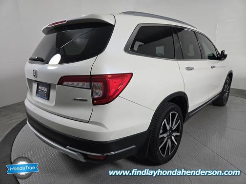 2019 Honda Pilot Touring 8-Passenger