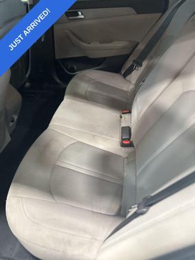 2015 Hyundai SONATA Hybrid Base