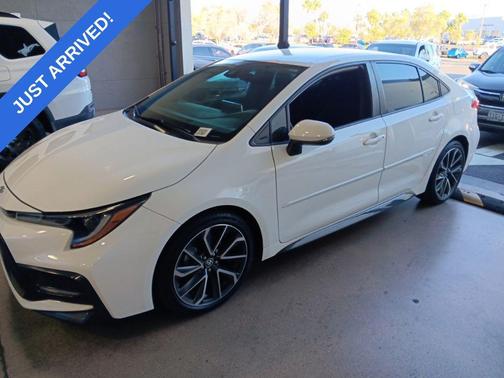 Super White 2020 Toyota Corolla SE