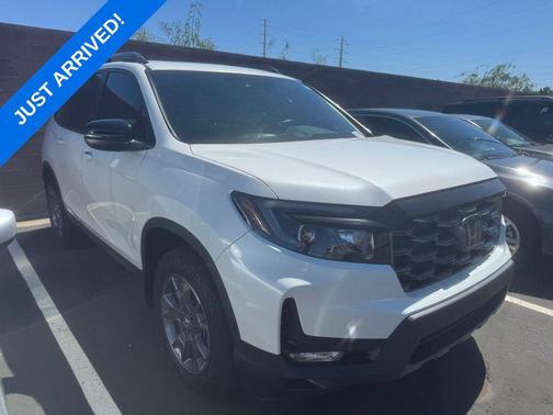 Platinum 2024 Honda Passport AWD TrailSport