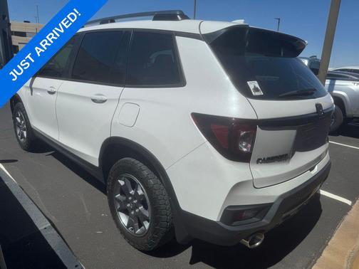 Platinum 2024 Honda Passport AWD TrailSport