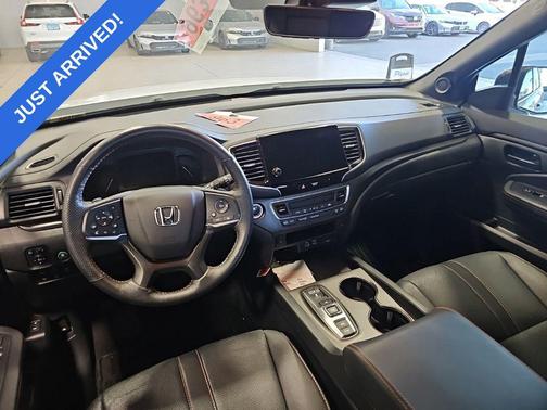 Platinum 2024 Honda Passport AWD TrailSport