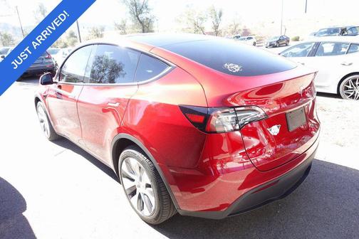 2024 Tesla Model Y Long Range Dual Motor All-Wheel Drive