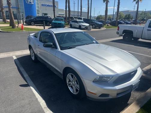 2012 Ford Mustang V6