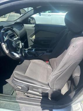 2012 Ford Mustang V6
