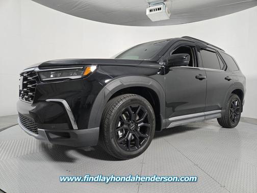 Crystal Black Pearl 2025 Honda Pilot Touring 8-Passenger