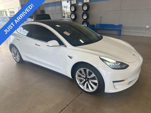 2019 Tesla Model 3 Standard Range Plus