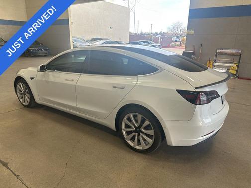 2019 Tesla Model 3 Standard Range Plus