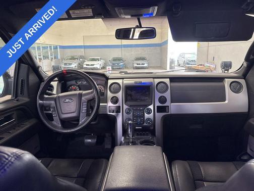 Tuxedo Black Metallic 2014 Ford F-150 SVT Raptor