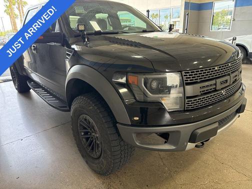Tuxedo Black Metallic 2014 Ford F-150 SVT Raptor