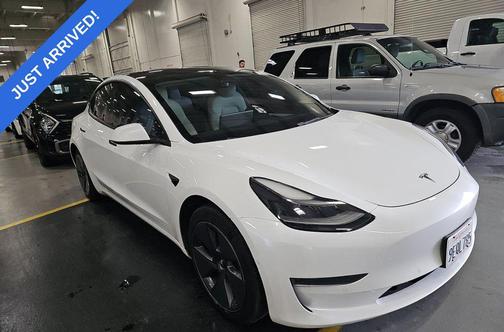 2021 Tesla Model 3 Standard Range Plus