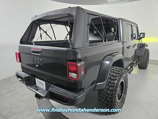 Black Clearcoat 2023 Jeep Gladiator Sport S