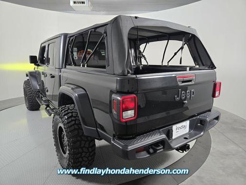 Black Clearcoat 2023 Jeep Gladiator Sport S