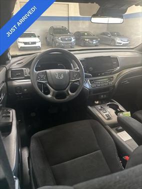 2022 Honda Pilot AWD Sport