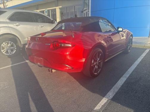 2016 Mazda MX-5 Miata Grand Touring