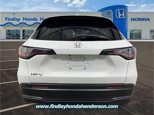 Platinum White Pearl 2026 Honda HR-V LX