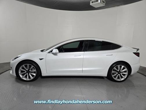 Pearl White Multi-Coat 2019 Tesla Model 3 Standard Range Plus