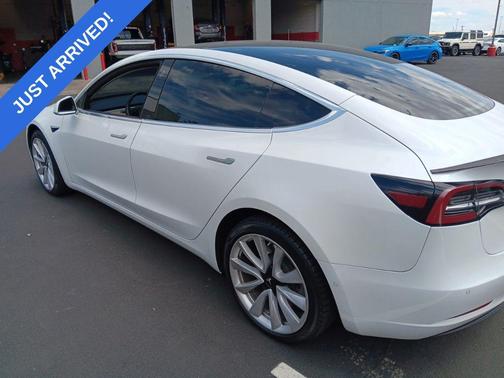 Pearl White Multi-Coat 2019 Tesla Model 3 Standard Range Plus