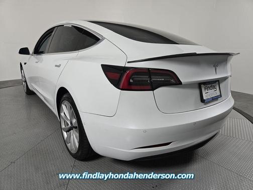 Pearl White Multi-Coat 2019 Tesla Model 3 Standard Range Plus