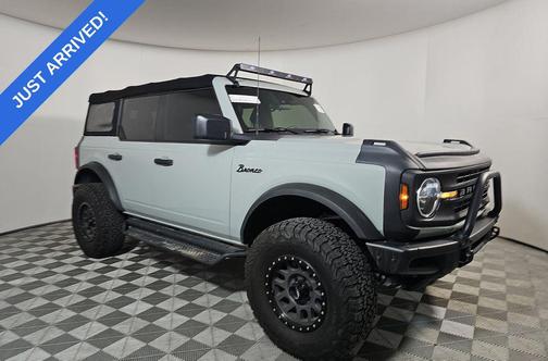 2022 Ford Bronco Base