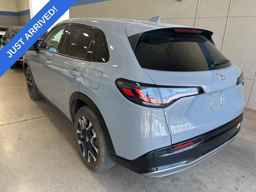 Urban Gray Pearl 2026 Honda HR-V EX-L