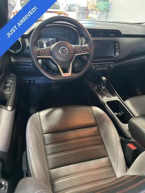 2021 Nissan Kicks SR
