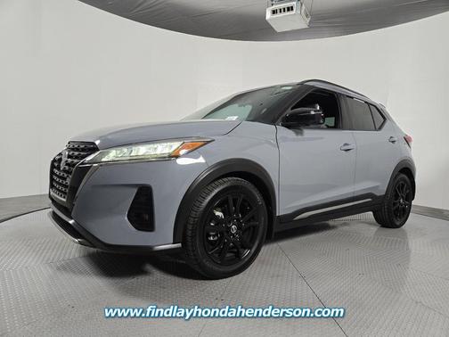 2021 Nissan Kicks SR