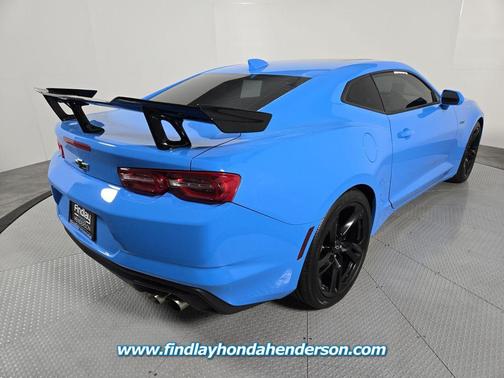 2022 Chevrolet Camaro RWD Coupe LT1
