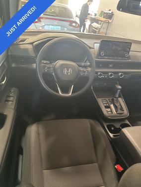2025 Honda CR-V LX 2WD