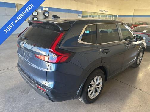 2025 Honda CR-V LX 2WD