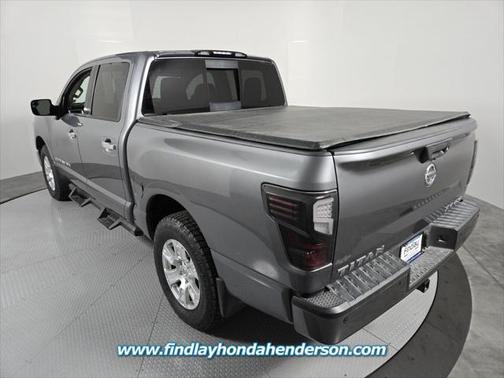 2018 Nissan Titan SV
