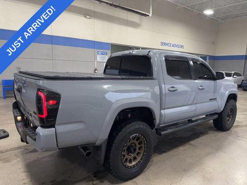 2020 Toyota Tacoma TRD Sport